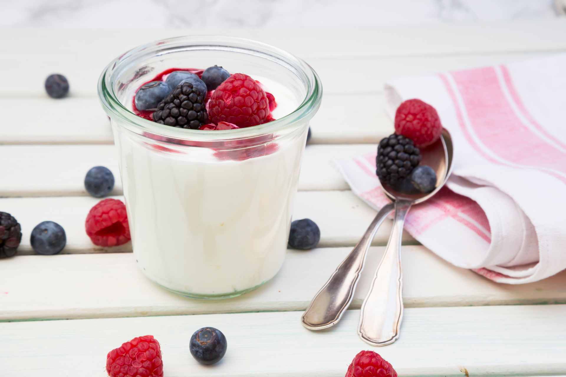 Delícia de frutas e iogurte