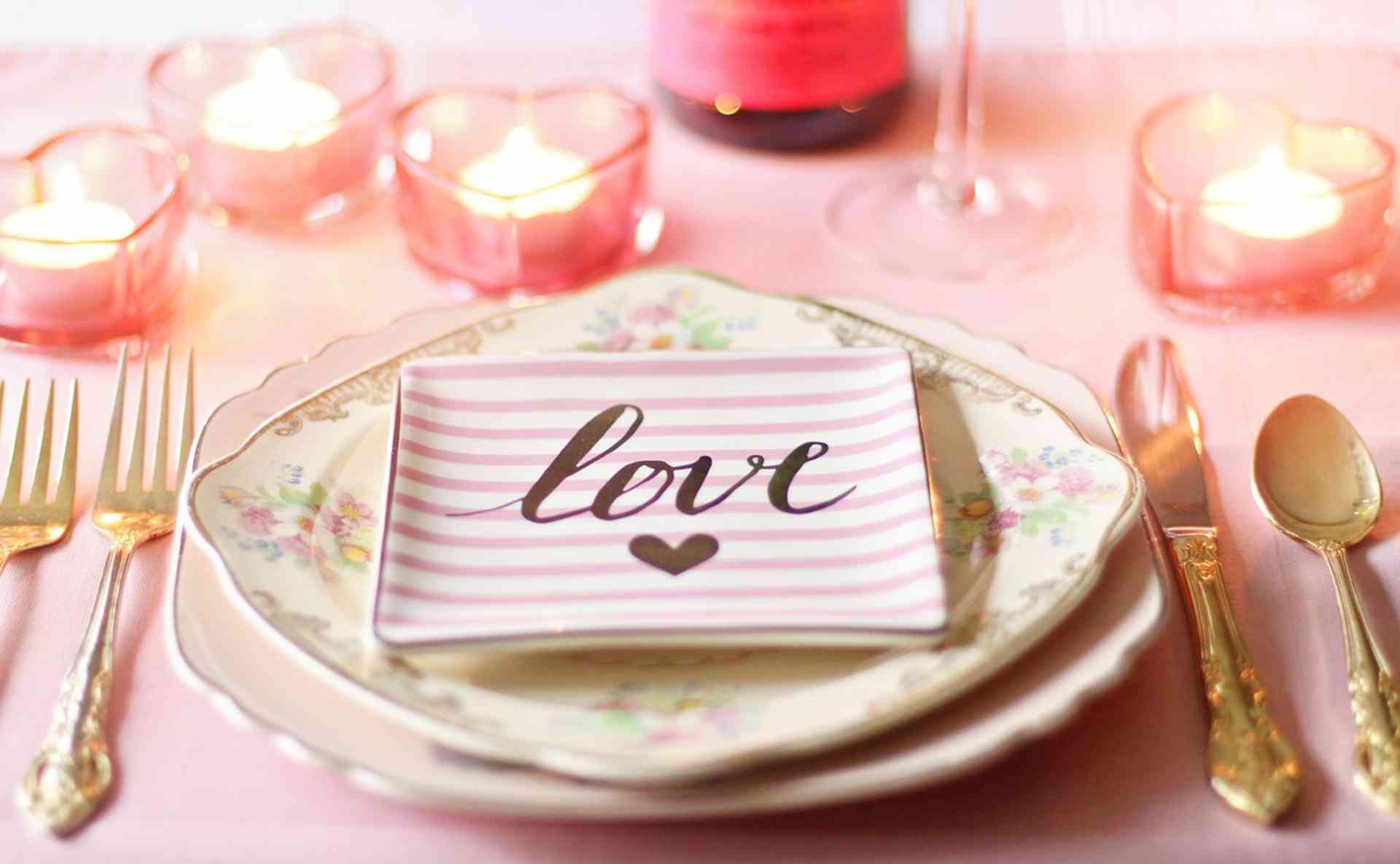 Dia dos namorados confira dicas para preparar um jantar romântico perfeito! - Foto: Pixabay