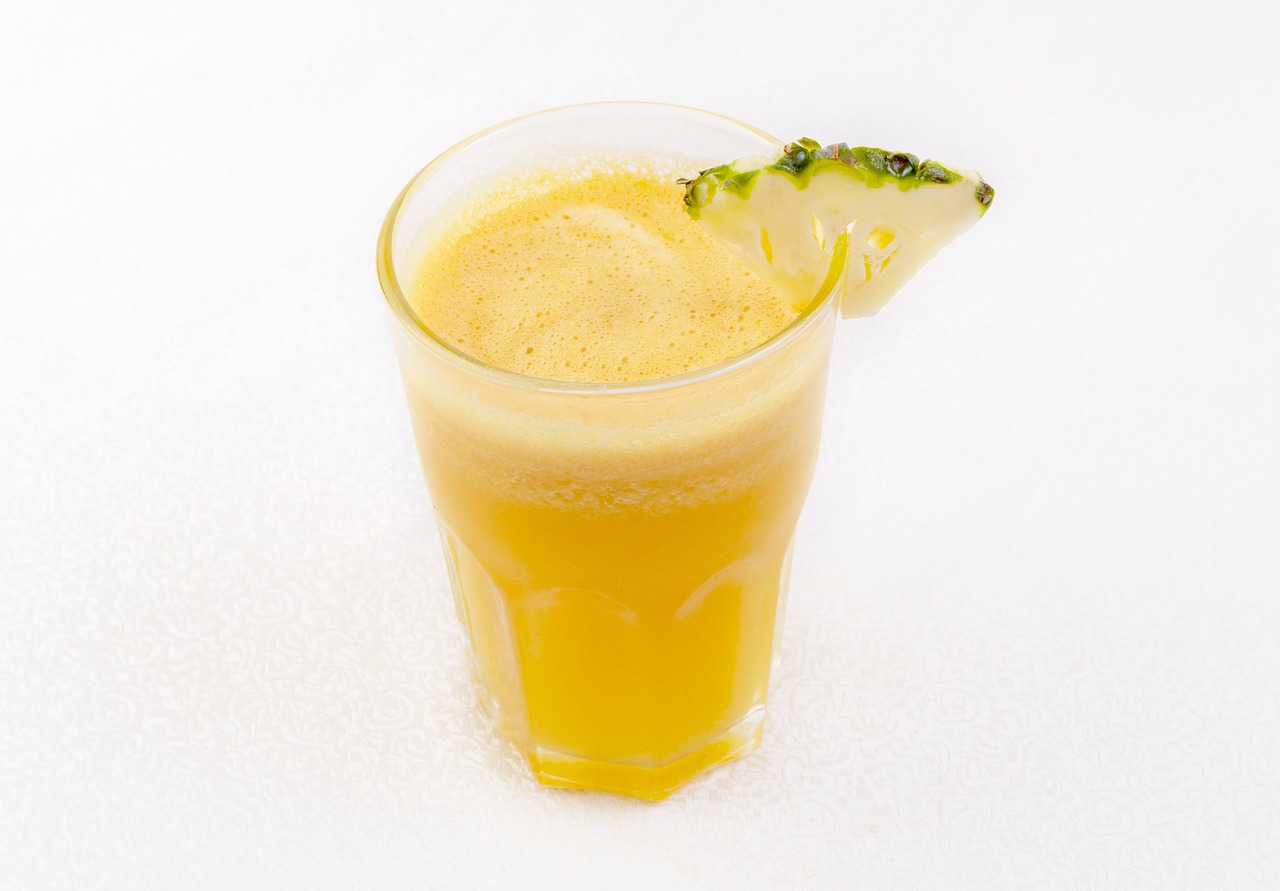 Suco Detox de Pepino e Abacaxi