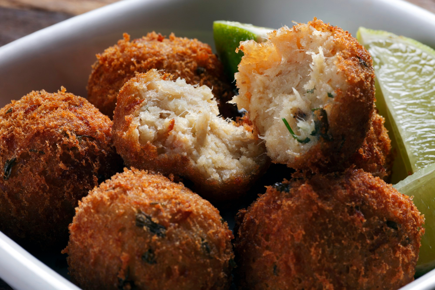 O melhor Bolinho de Bacalhau Simples que você vai conhecer!