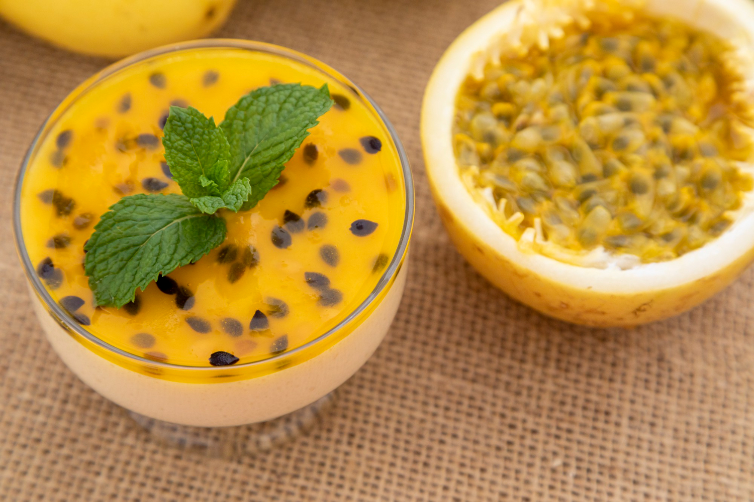 Mousse de Maracujá com 4 Ingredientes
