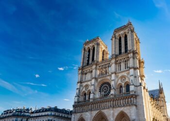 Como foi a restauração da Catedral de Notre-Dame? Ferramentas medievais, participação brasileira e mais