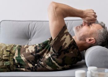 Dificuldade para dormir? Conheça a técnica militar para dormir em 2 minutos