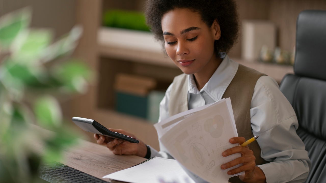Antecipação do 13º salário: como funciona?