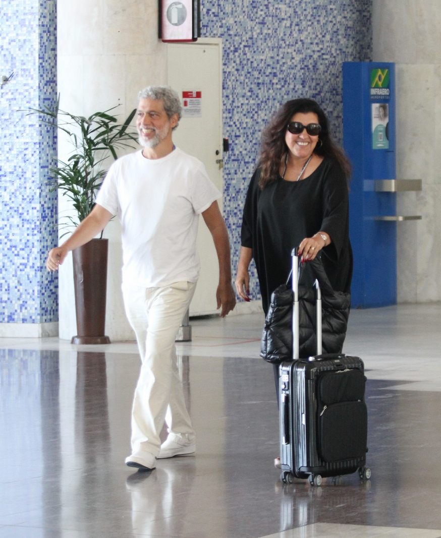 Regina Casé e marido