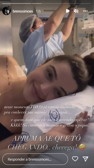 Breno Simões e Paula Amorim na maternidade