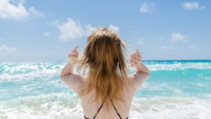 como cuidar do cabelo no verão