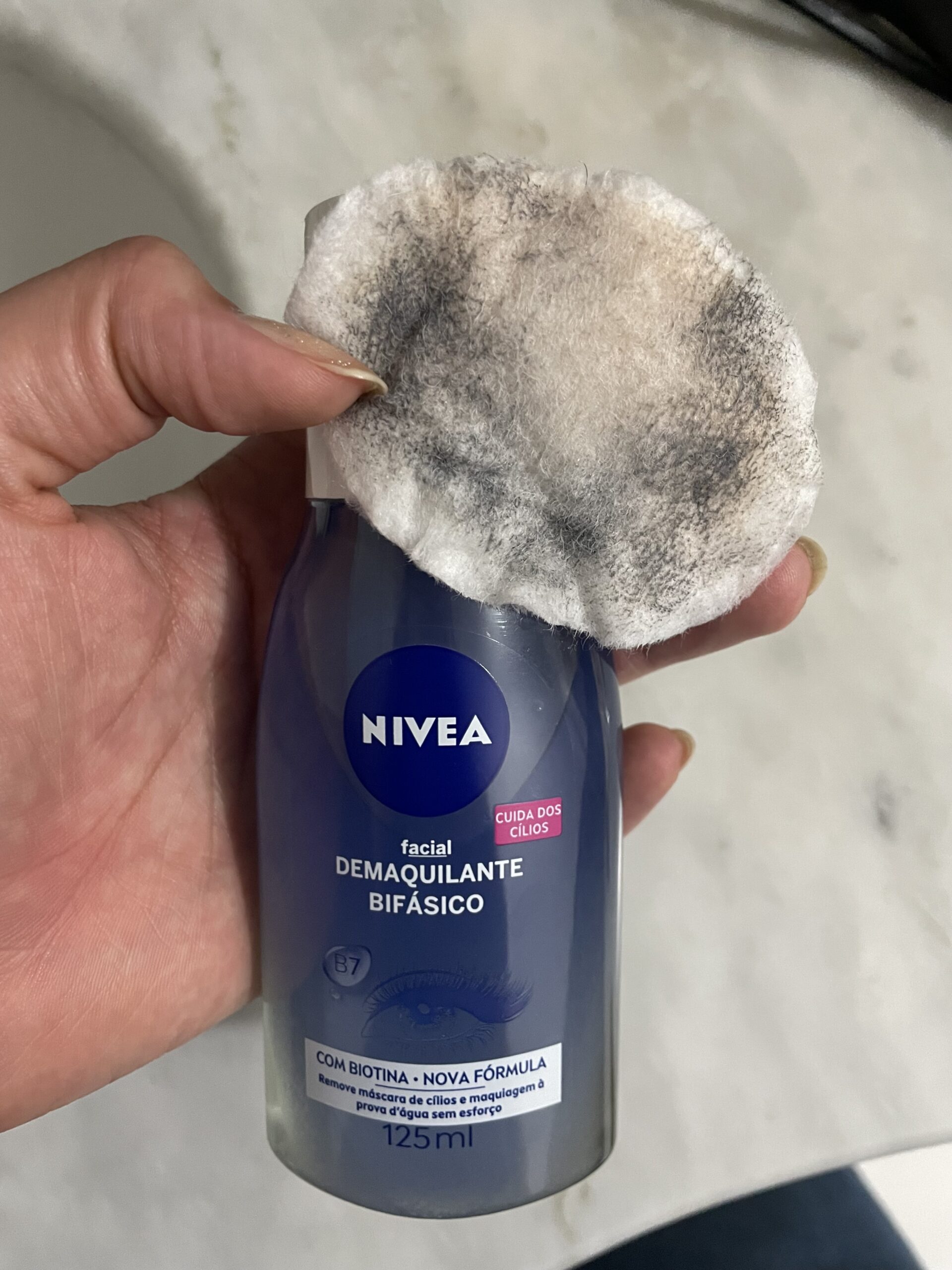 Demaquilante bifásico da Nivea