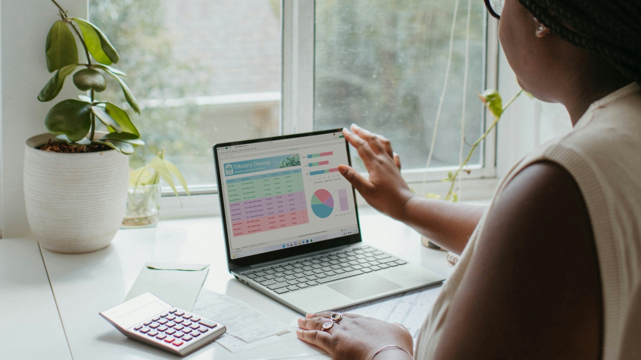 Querendo fugir da crise? Saiba como evitar a falência da empresa (Imagem: Unsplash/Microsoft 365)