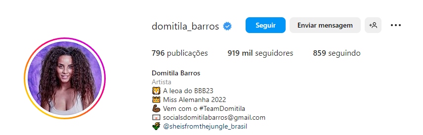 perfil-de-domitila