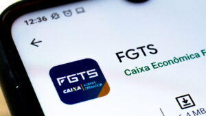 Aposentados podem sacar o FGTS? Veja como liberar seu dinheiro
