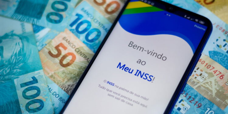 Como Consultar e Evitar Imprevistos nos Pagamentos do INSS em Dezembro de 2024. Créditos: (depositphotos.com / rafapress)