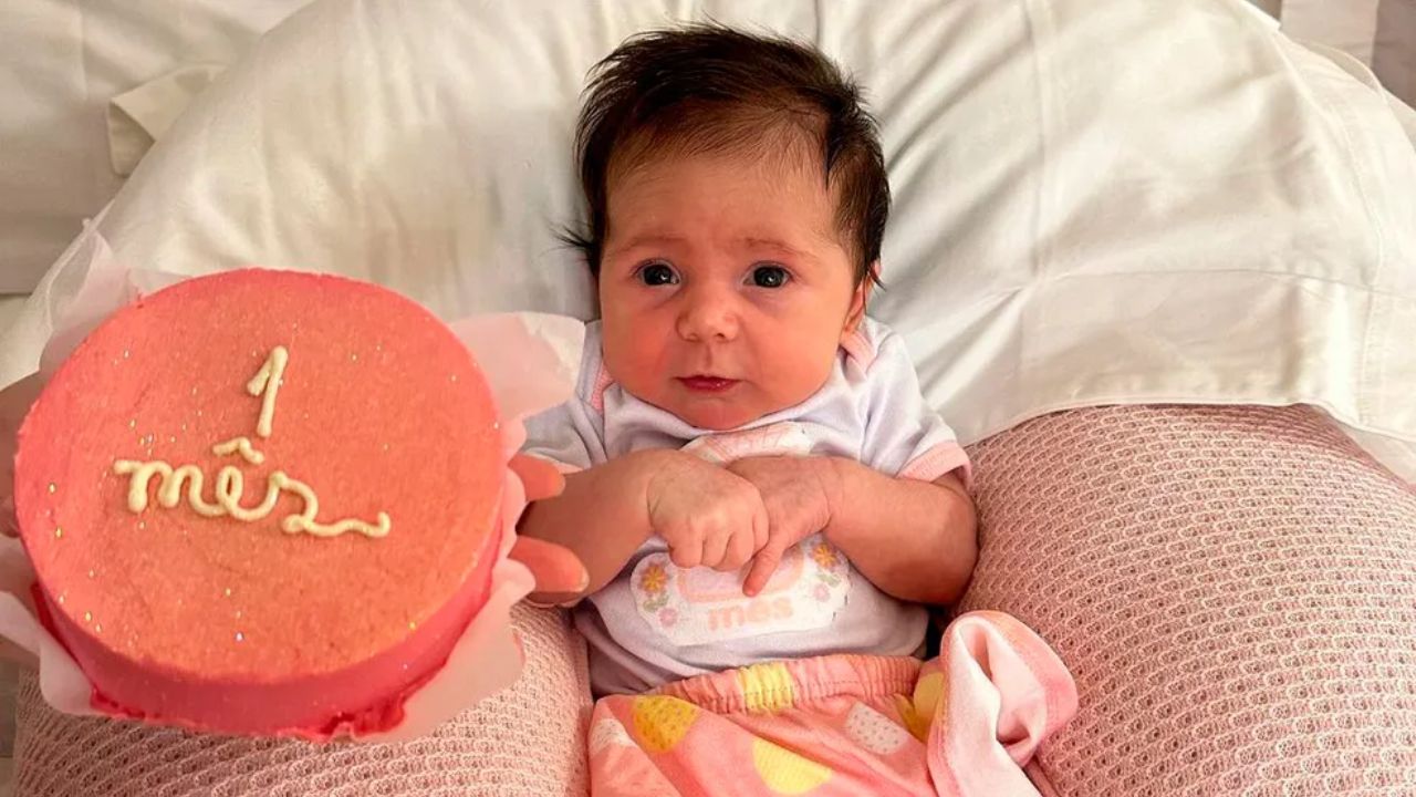Lua filha de Viih Tube e Eliezer