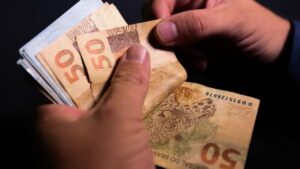 salário mínimo em 2025