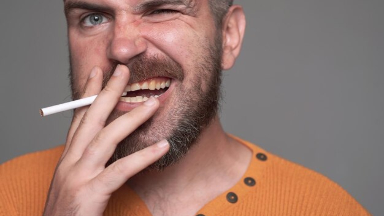 sorriso perfeito e saudável cigarro tabagismo