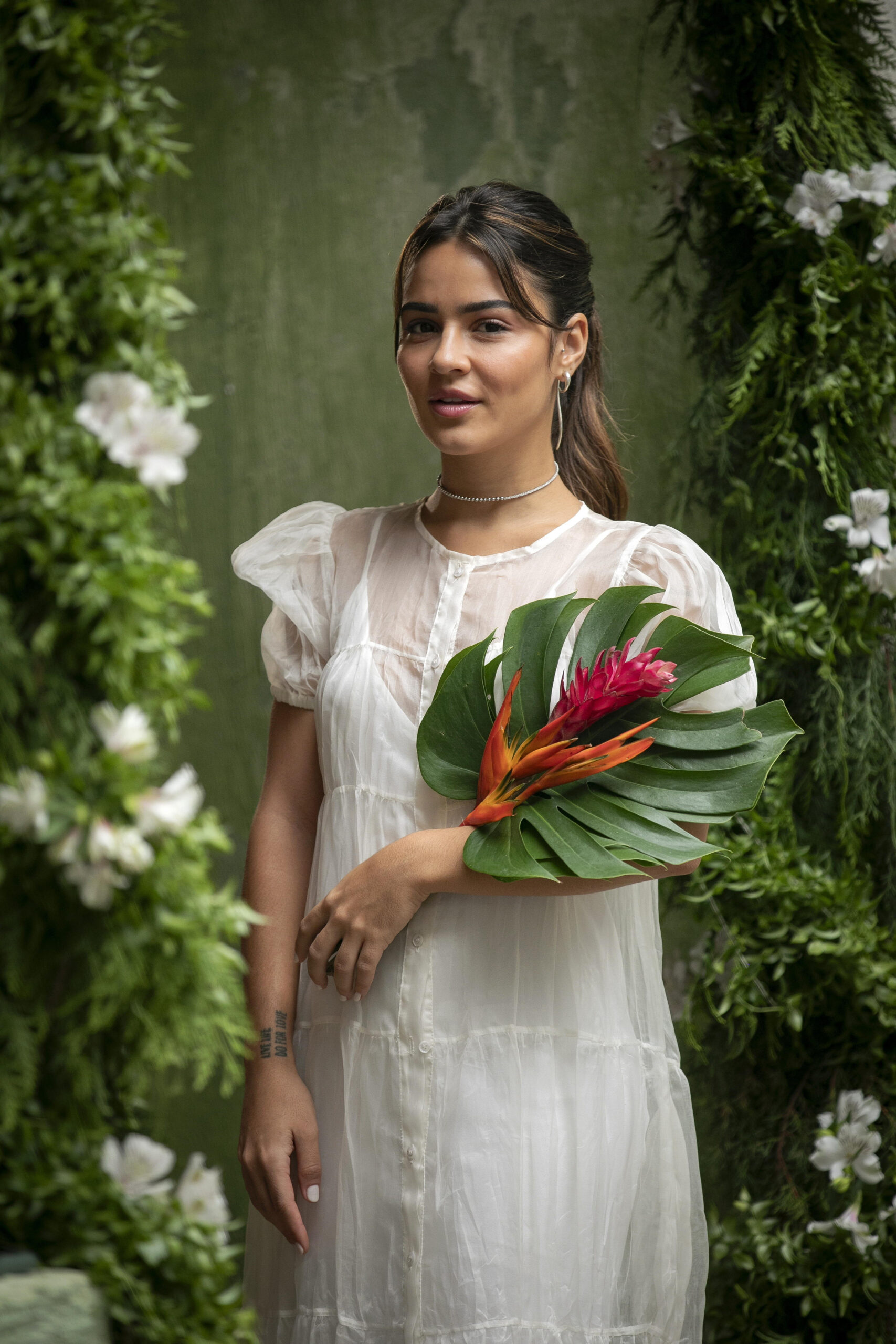 Veja os detalhes do vestido de noiva de Sandra em 'Renascer'