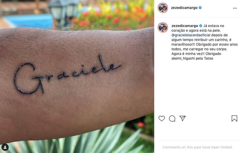 Zezé Di Camargo faz tatuagem em homenagem à noiva 