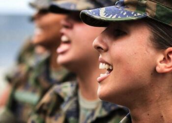 Alistamento militar feminino: mais de 7 mil mulheres se inscreveram nos primeiros dias, diz governo