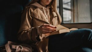Você sabia que ler emagrece? Veja os 10 livros mais ‘dietéticos’ para queimar calorias