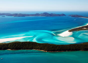 Whitehaven Beach. Créditos: (depositphotos.com / tanyapuntti)