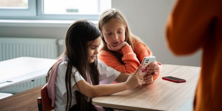 celulares nas escolas