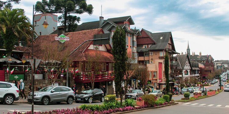 Gramado - RS. Fonte: (Yeuxpapilon, CC BY-SA 4.0, via Wikimedia Commons)