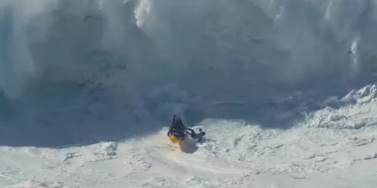 Caldo gigante em Nazaré. Imagem: reprodução