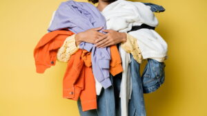 O que suas roupas "dizem" sobre seus hábitos de consumo?