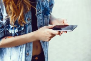 Ligações mudas podem ser bastante inconvenientes. Imagem: FreePik