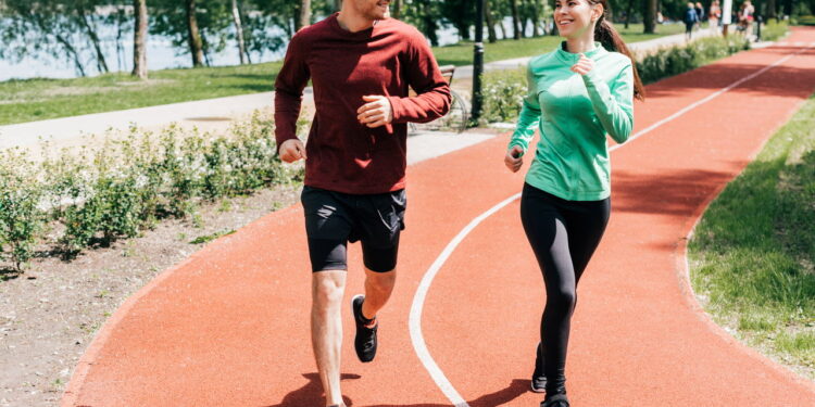 Corrida transforma sua saúde! Veja os benefícios físicos e mentais