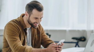Marca antiga de celular muito popular no Brasil ressurge das cinzas para alegria do povo