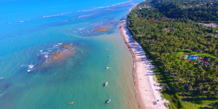 Uma vila litorânea de encantos e sorrisos, o destino que encanta