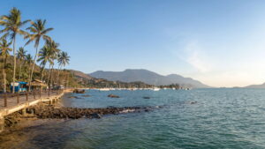 O paraíso tropical brasileiro, um refúgio no litoral de São Paulo