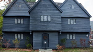 Explore as cidades mais assombradas dos EUA e seus Mistérios