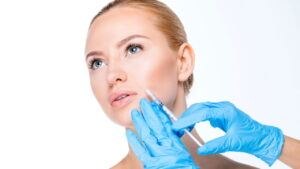 Por que cada vez mais jovens estão buscando o botox preventivo