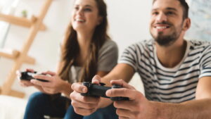 Brasileira faz história no mundo dos jogos e tem participação inusitada