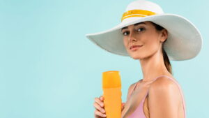 Maquiagem com FPS não substitui protetor solar, entenda por quê