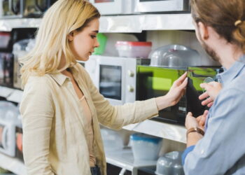 Essa mudança simples pode reduzir sua conta de luz drasticamente