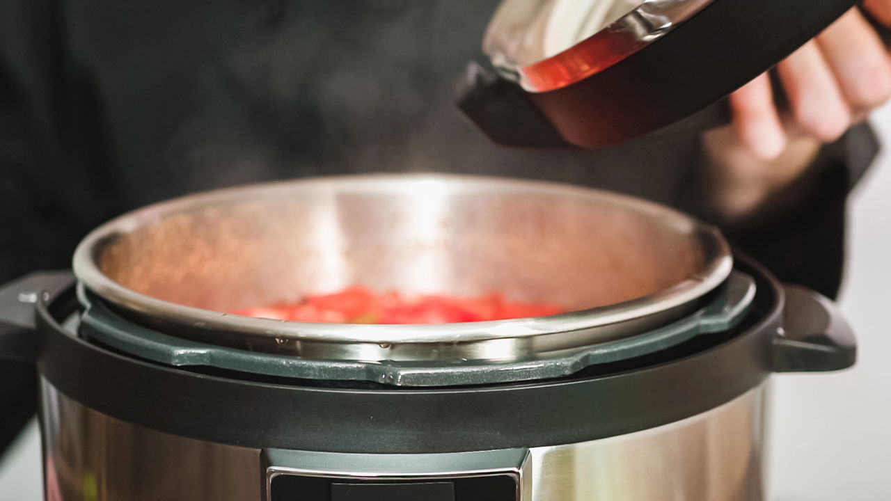 O que essa nova panela faz vai mudar sua rotina na cozinha