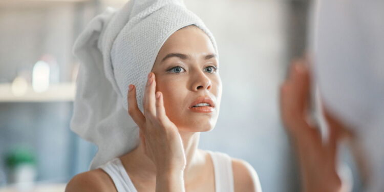 A melhor rotina de skincare diário para manter sua pele sempre saudável
