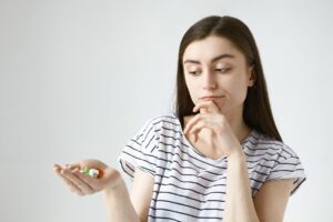 Suplementação pode ser necessária em algumas fases da vida. Imagem: FreePik