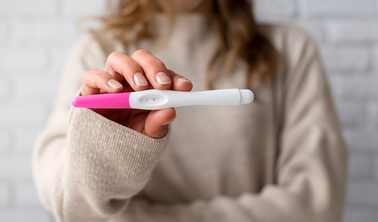 Mulheres tentantes podem se abalar psicologicamente. Imagem: FreePik