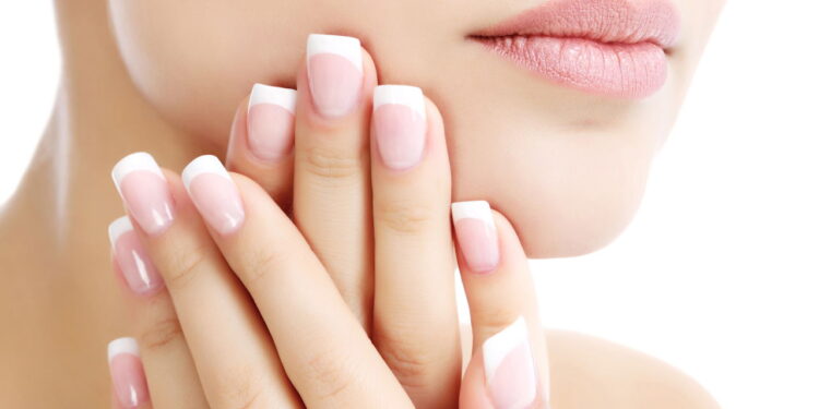 Dicas caseiras para unhas fortes e saudáveis todos os dias
