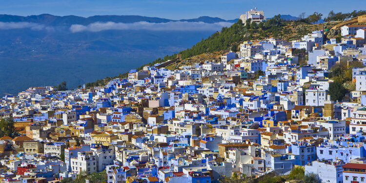 As cidades mais coloridas do mundo que contam histórias únicas