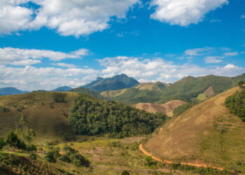 Renove sua energia com caminhadas na Serra do Cipó