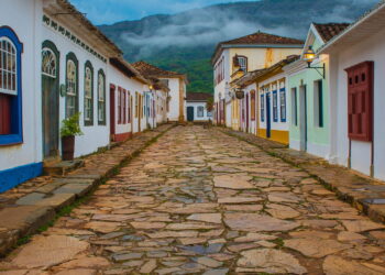 Melhores cidades para recomeçar com segurança e oportunidades