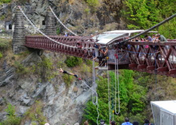 O paraíso dos aventureiros escondido entre montanhas e lagos