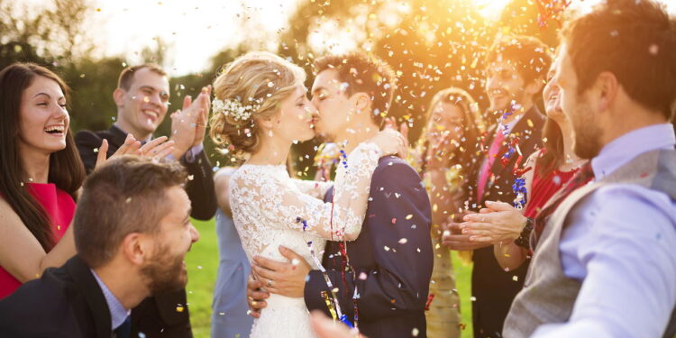 Como acertar no look para casamento de dia