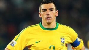 acidentes com fogo ex-zagueiro Lúcio