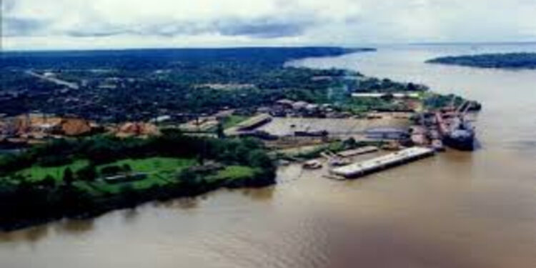 Santana Amapá - Créditos:  https://commons.wikimedia.org
